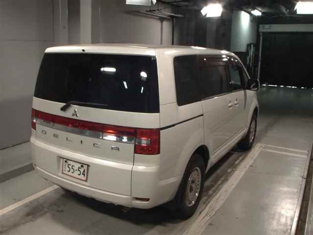 2007 Mitsubishi デリカD5 4WD Gナビパッケージ auction photo 5