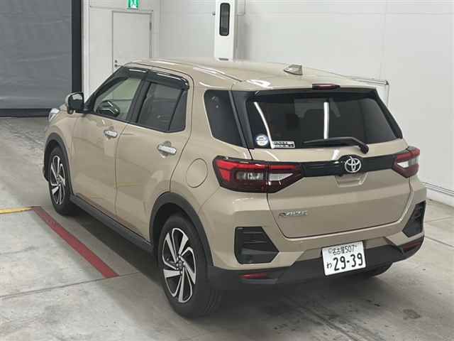 2025 Toyota Raize Z 4WD auction photo 2