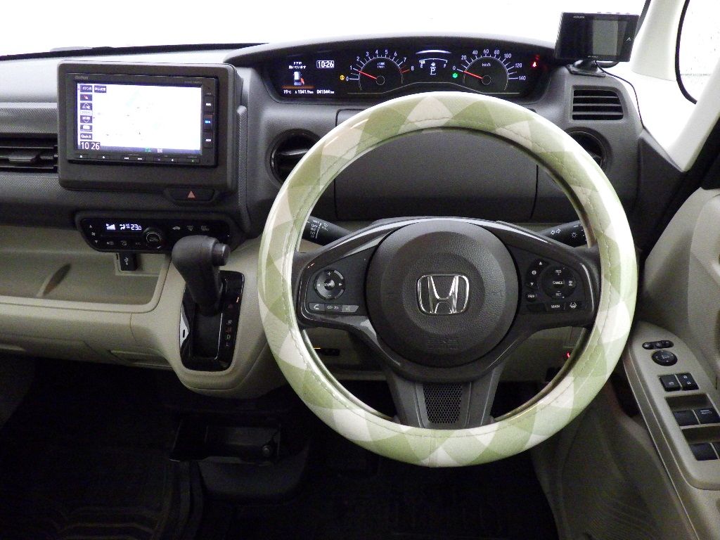 2018 Honda N-BOX 4WD Gホンダセンシング auction photo 3