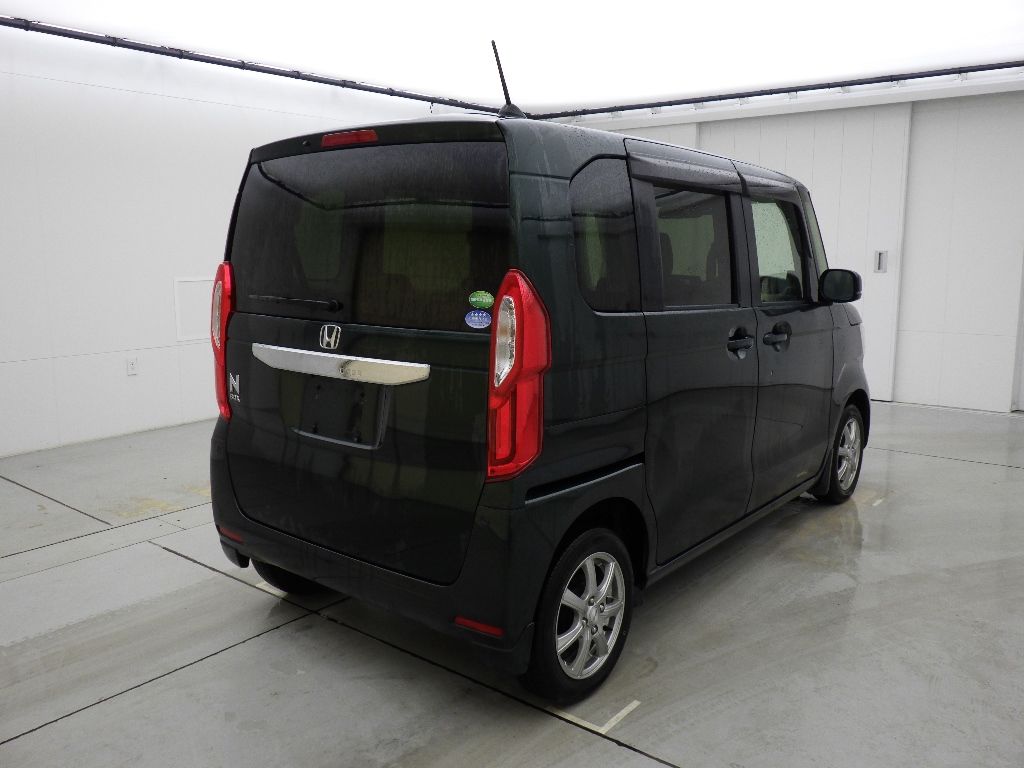2018 Honda N-BOX 4WD Gホンダセンシング auction photo 2