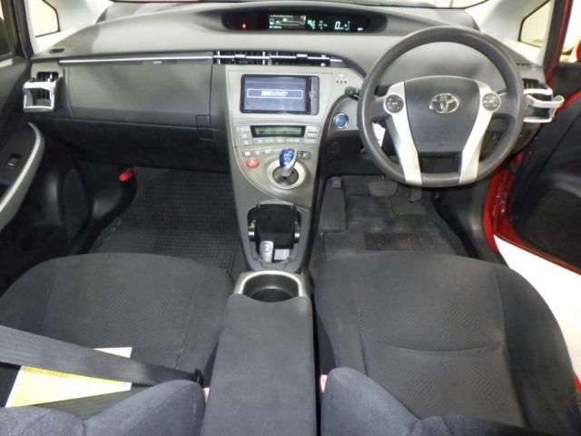 2013 Toyota Prius Sツーリングセレクション auction photo 3