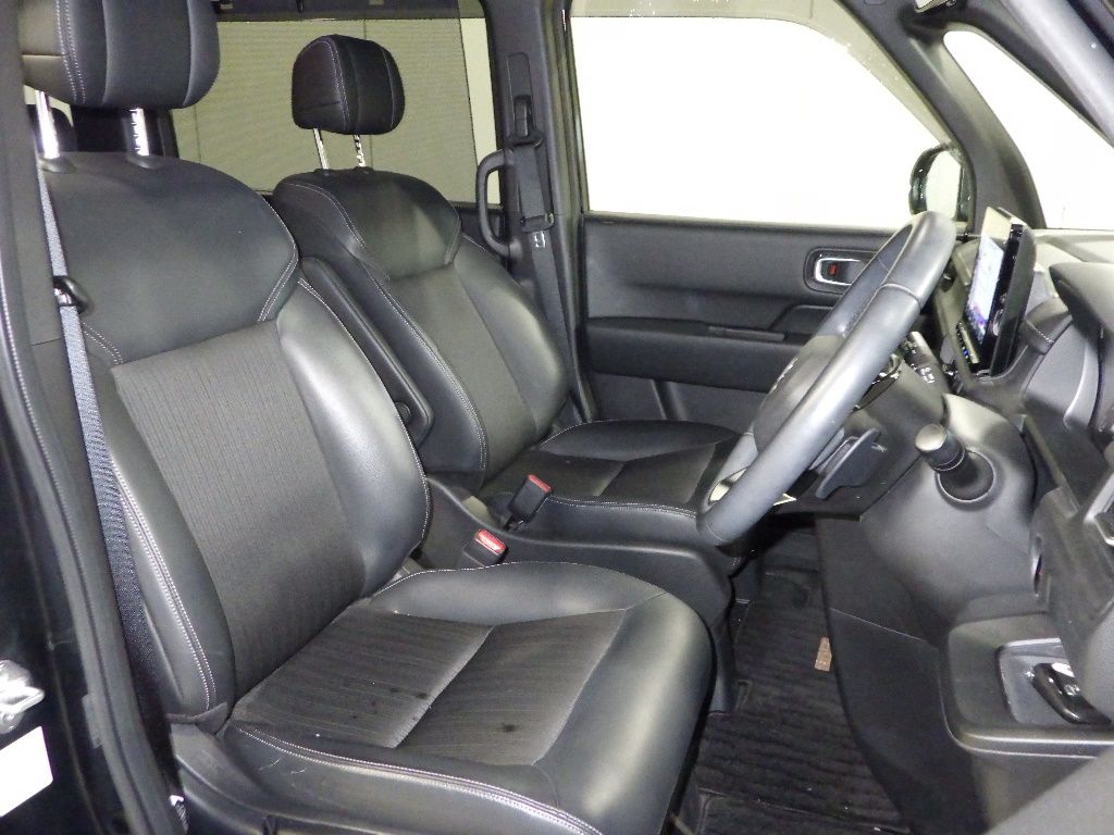 2023 Honda Stepwgn 7 people auction photo 6