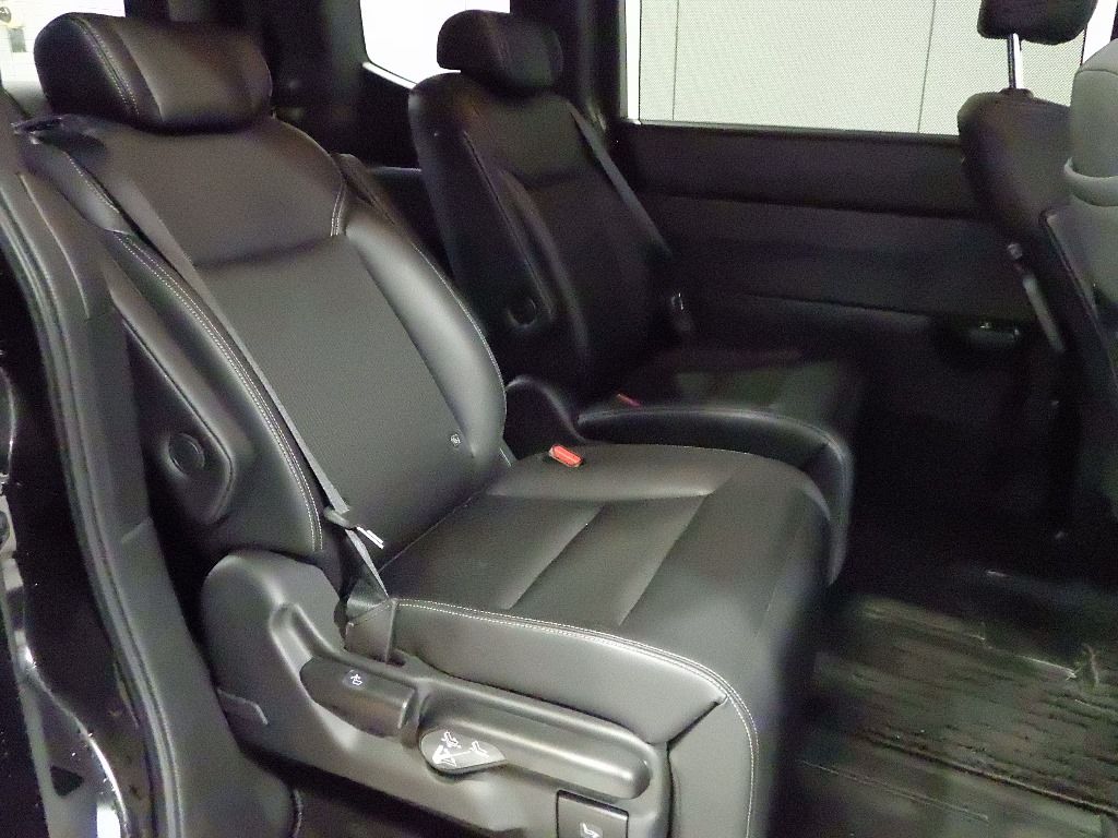 2023 Honda Stepwgn 7 people auction photo 7