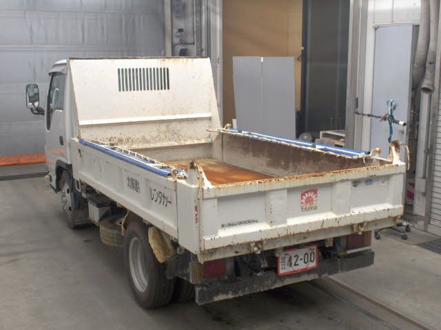 2013 Isuzu エルフT 3-ton dump truck, 3-person crew auction photo 2