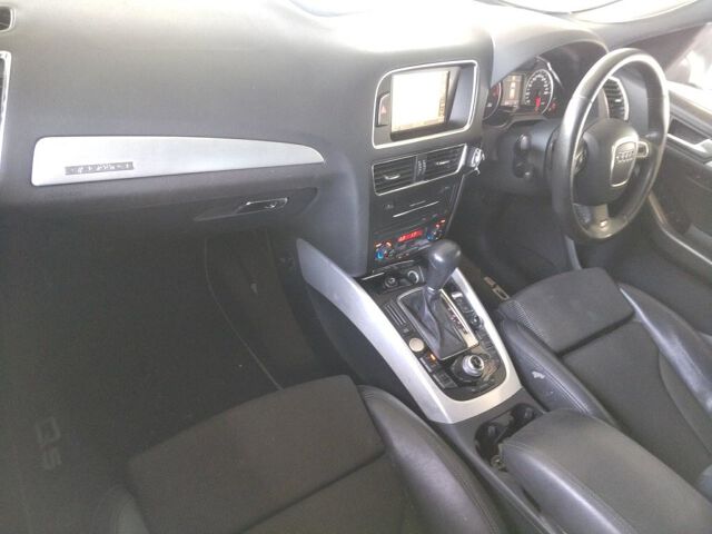 2011 Audi Q5 2.0 TFSI Quat S Light 4WD auction photo 3