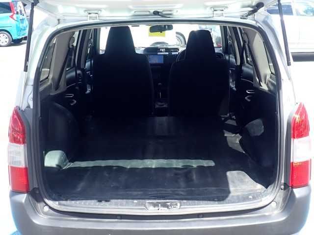 2020 Toyota Probox GL auction photo 3