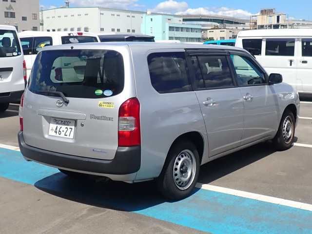 2020 Toyota Probox GL auction photo 2