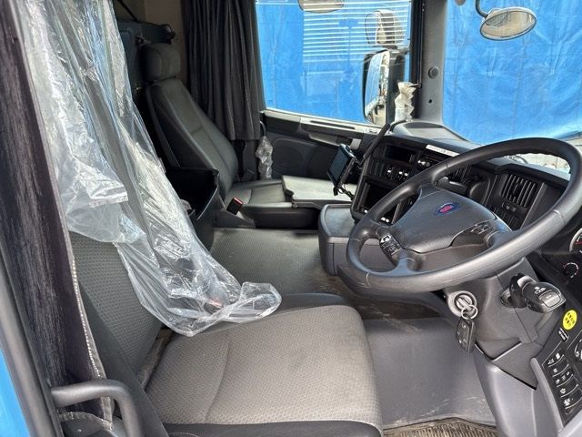 2017 Hino chassis auction photo 5