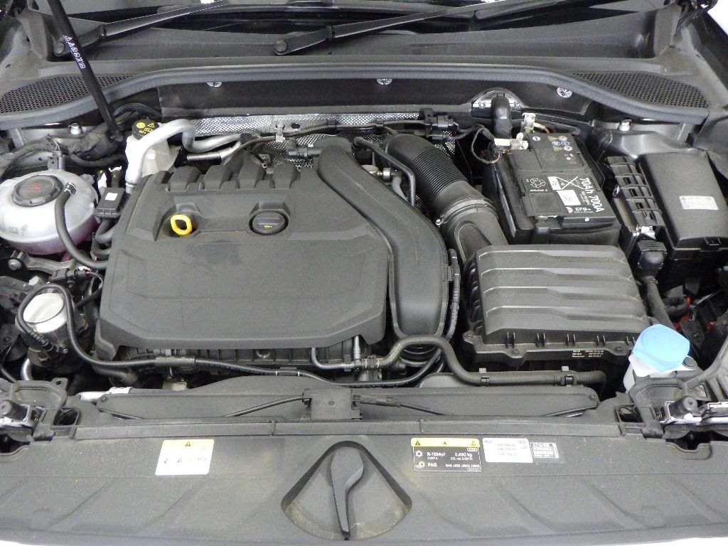 2024 Audi Q2 35 TFSI Advanced auction photo 14