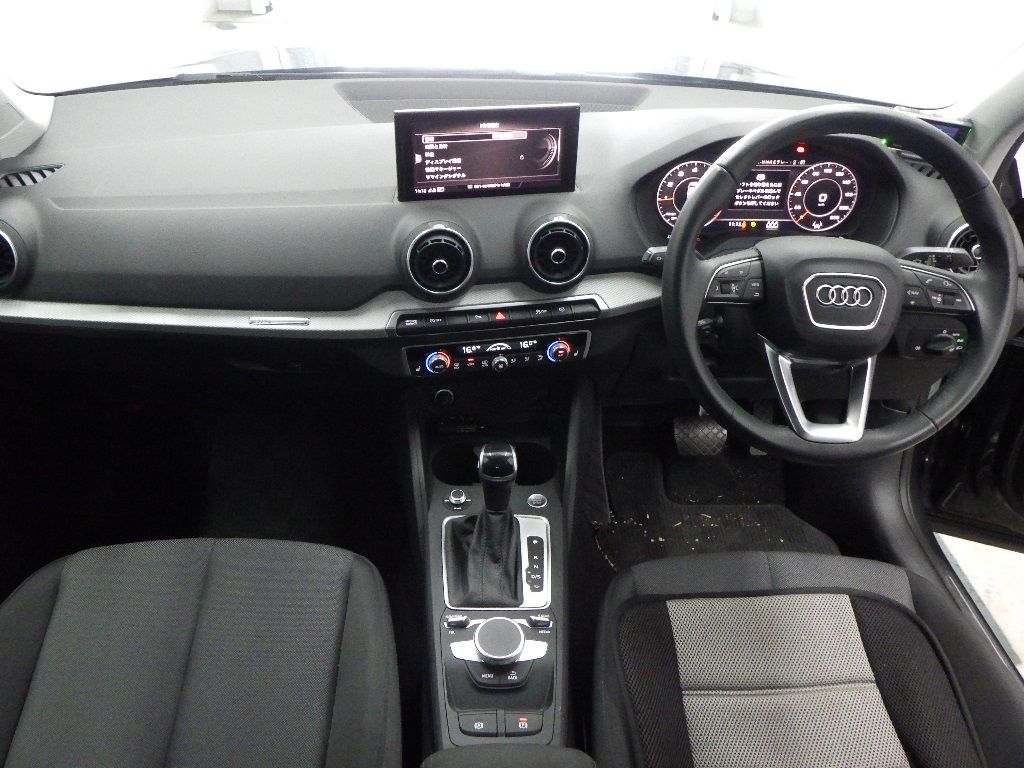 2024 Audi Q2 35 TFSI Advanced auction photo 3