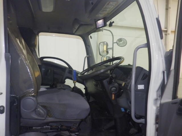 2013 Isuzu Forward クレーン付 auction photo 5