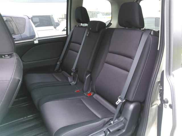 2017 Nissan Serena ハイウェイスターVセレクション auction photo 9