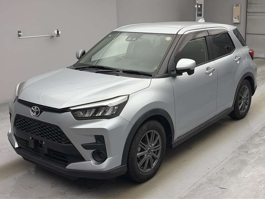 Japan Auction Vehicles 4 2021 Toyota Raize G auction photo