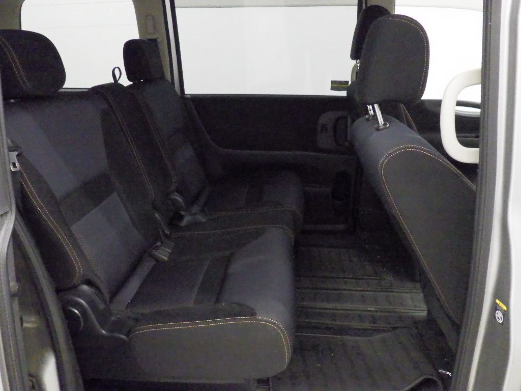 2009 Nissan Serena ハイウェイスター auction photo 7