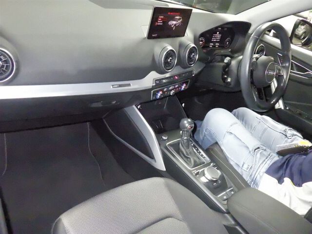 2018 Audi Q2 30TFSI Sports auction photo 3