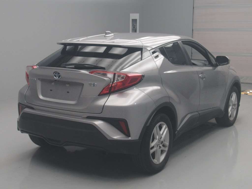 2022 Toyota C-HR S auction photo 2