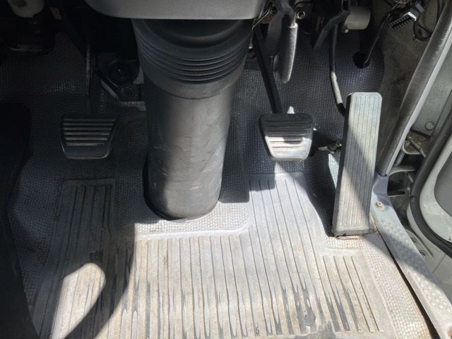 2005 Isuzu Elf コウショサギョウ auction photo 4