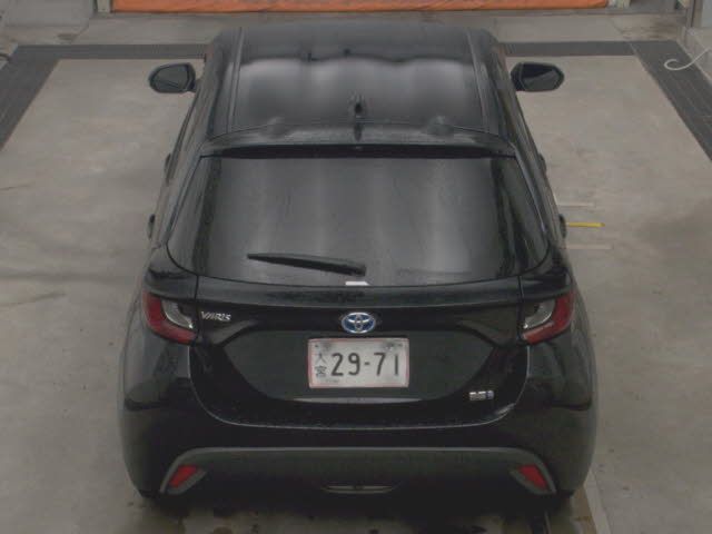 2021 Toyota Yaris Hybrid X auction photo 7