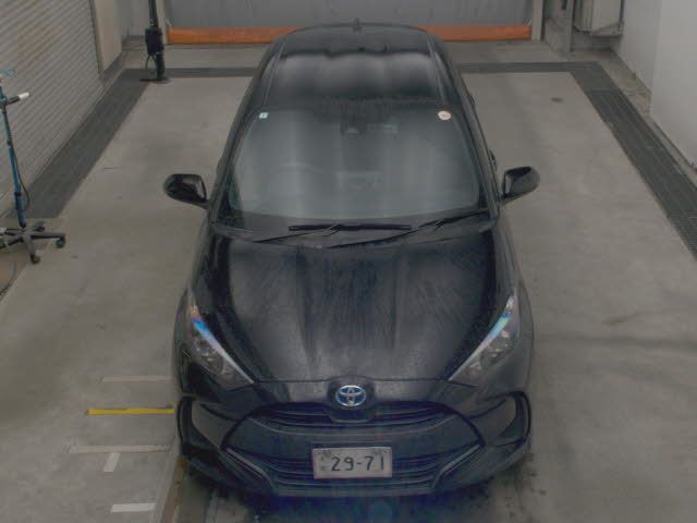 2021 Toyota Yaris Hybrid X auction photo 6