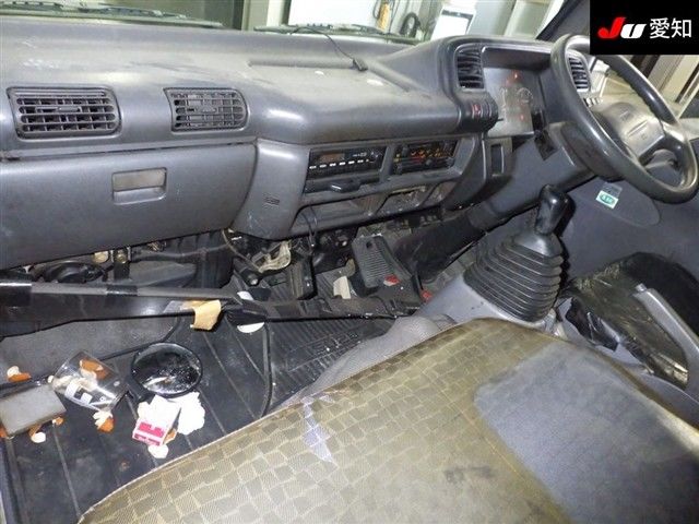2005 Isuzu auction photo 3