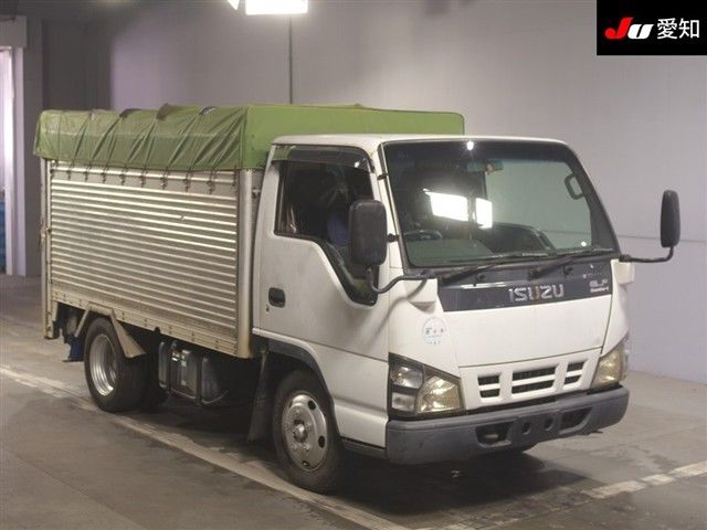 2005 Isuzu Japan auction vehicle