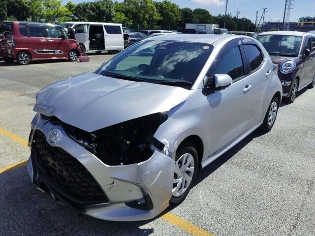 2024 Toyota Yaris Hybrid G auction photo 4