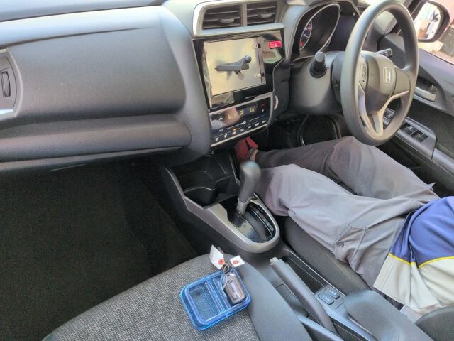 2016 Honda Fit 13G・Fパッケコンフォ auction photo 3