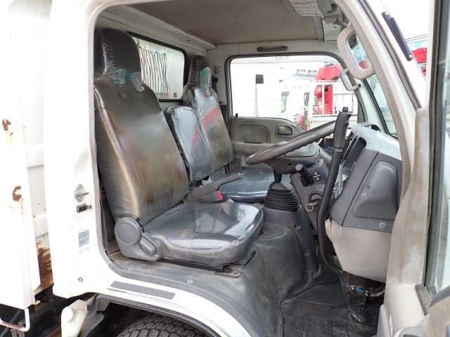2010 Isuzu Elf 3.0T Dump Truck auction photo 6