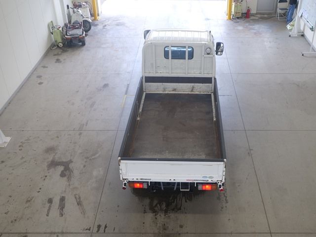 2015 Hino Dutro ヒラ 4WD auction photo 3