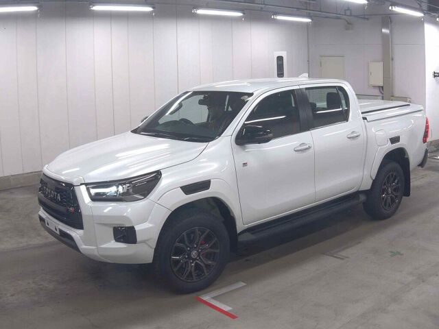 2024 Toyota Hilux Z GR Sport 4WD auction photo 4