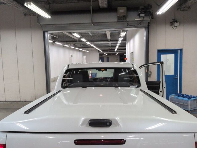 2024 Toyota Hilux Z GR Sport 4WD auction photo 3