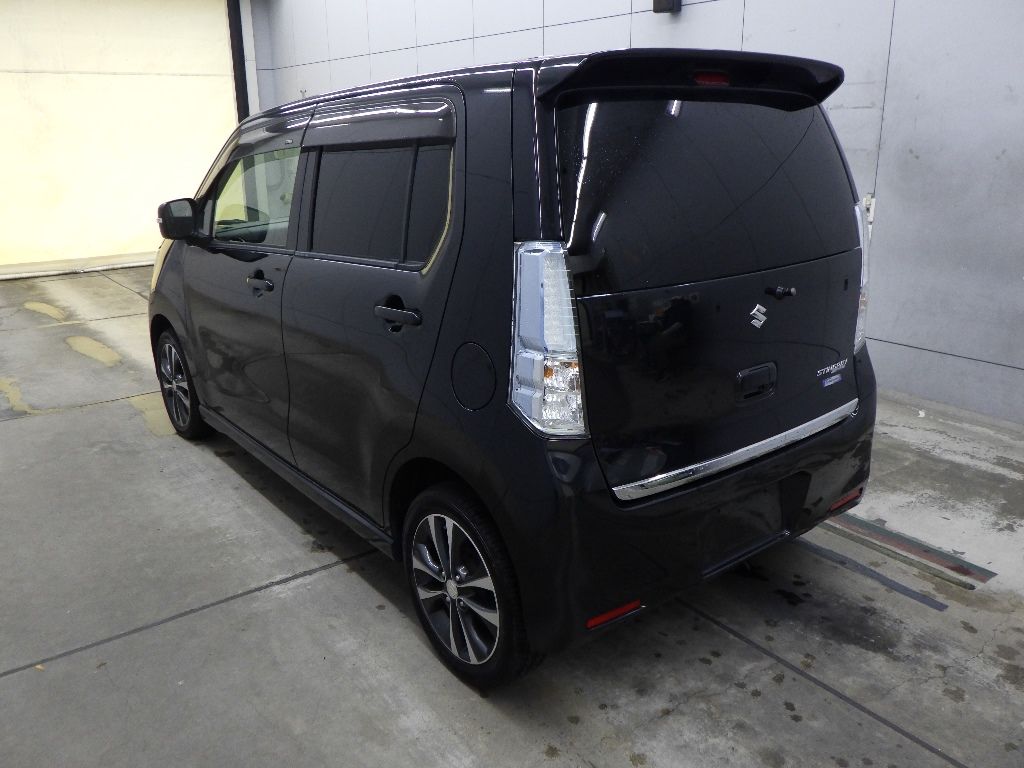 2015 Suzuki Wagon R スティングレーT auction photo 5
