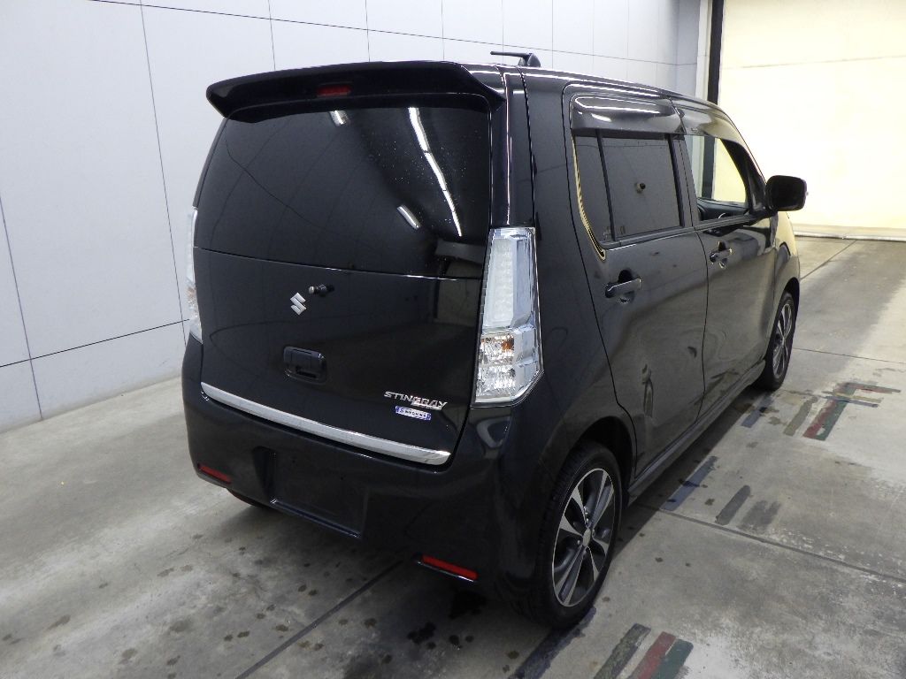 2015 Suzuki Wagon R スティングレーT auction photo 2