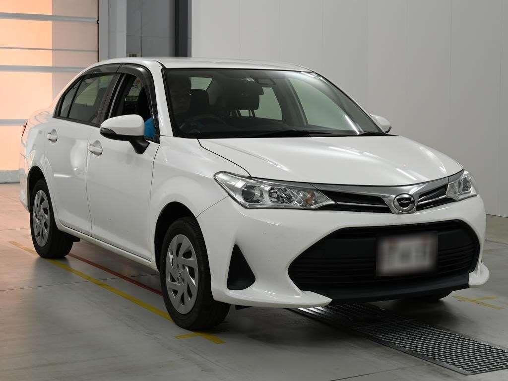 2021 Toyota Corolla Axio EX 4WD auction photo 5