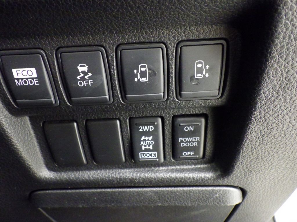 2011 Nissan Elgrand 4WD 250ハイウェイスター 7人 auction photo 8