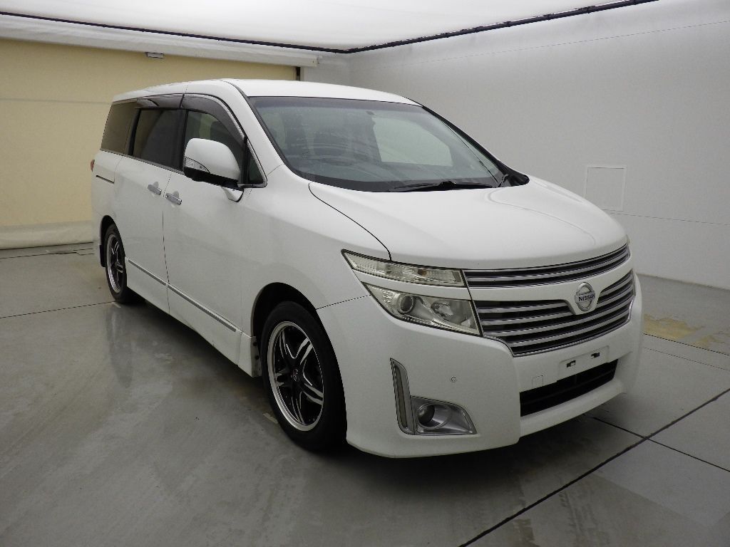 Japan Auction Vehicles 10 2011 Nissan Elgrand 4WD 250ハイウェイスター 7人 auction photo