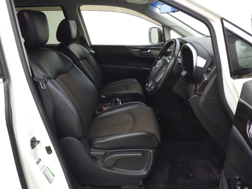 2011 Nissan Elgrand 4WD 250ハイウェイスター 7人 auction photo 6