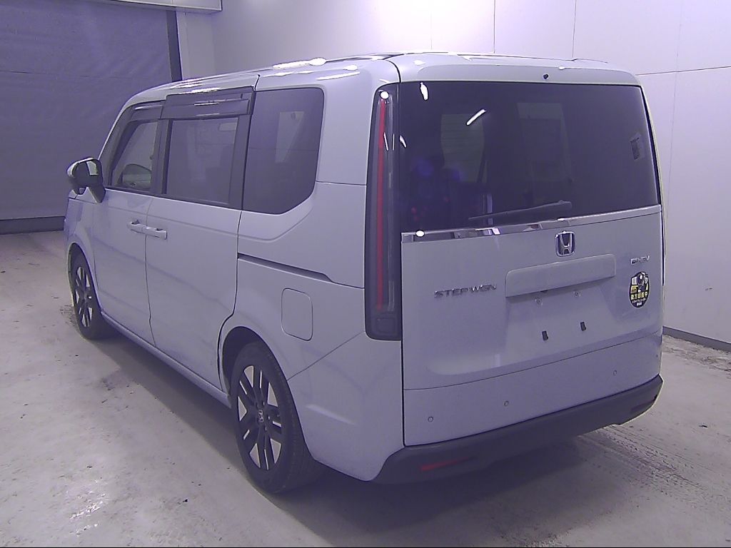 2023 Honda ステップワゴンエアー e: HEV 8 people auction photo 5