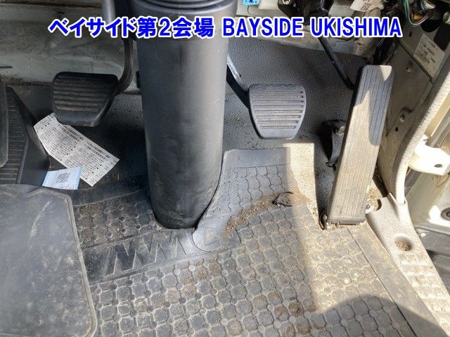 2010 Isuzu Forward コンテナセンヨウ auction photo 5