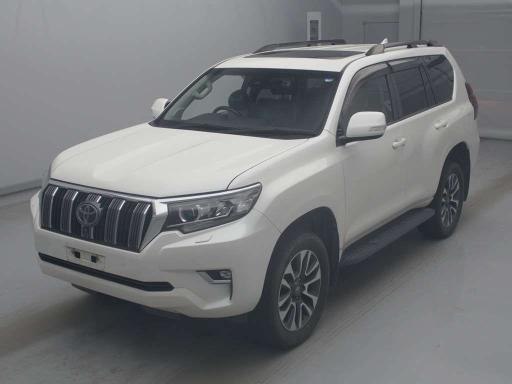 Japan Auction Vehicles 4 2021 Toyota Land Cruiser Prado TX Lパッケージ 4WD auction photo