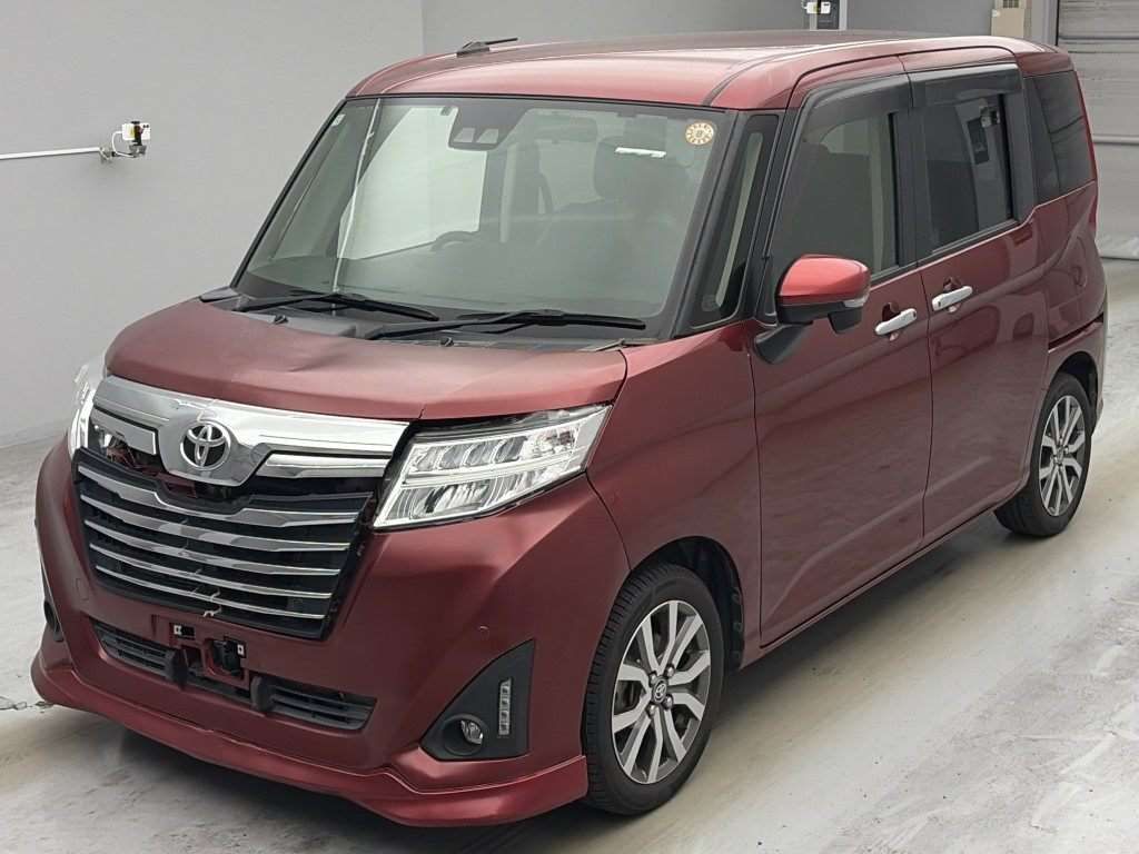 2020 Toyota Roomy Custom G-T Japan auction vehicle