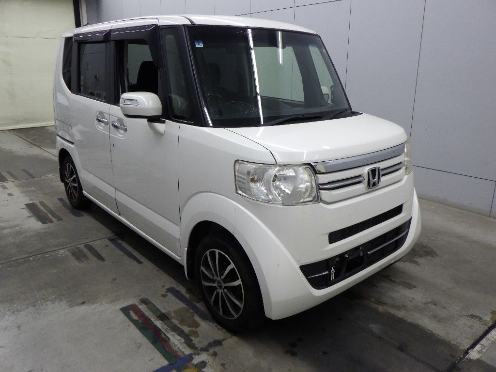 2016 Honda N-BOX SS Package Japan auction vehicle