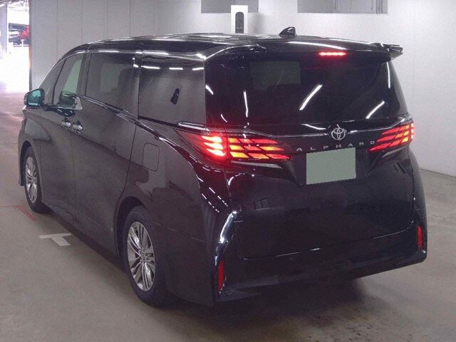 2026 Toyota Alphard Z auction photo 2