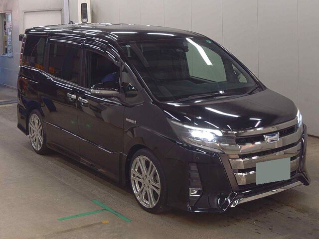 2019 Toyota Noah HV SI Japan auction vehicle