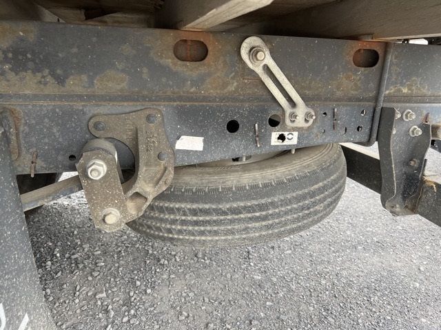 2010 Isuzu Elf ヒラ.クレーン3ダン auction photo 14