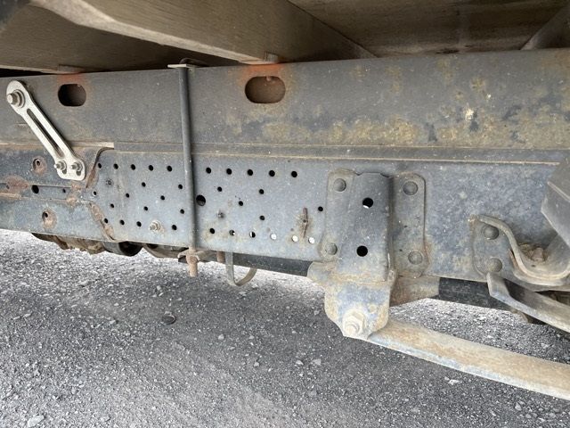 2010 Isuzu Elf ヒラ.クレーン3ダン auction photo 12