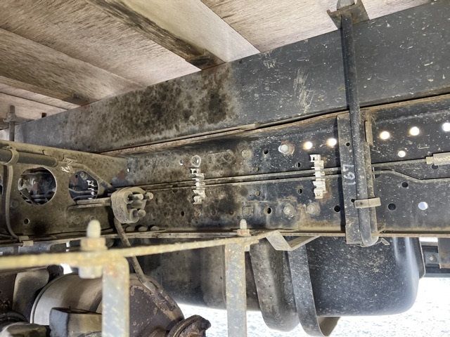 2010 Isuzu Elf ヒラ.クレーン3ダン auction photo 18