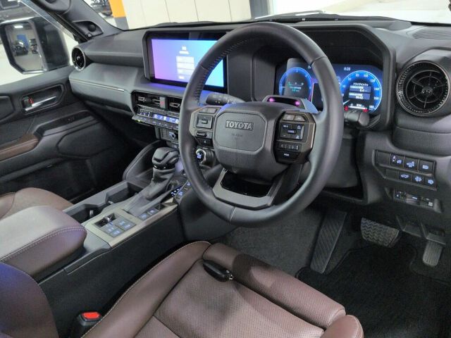 2025 Toyota Land Cruiser 250 ZX 4WD auction photo 3