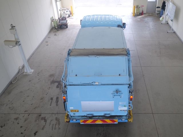 2013 Isuzu Elf auction photo 3