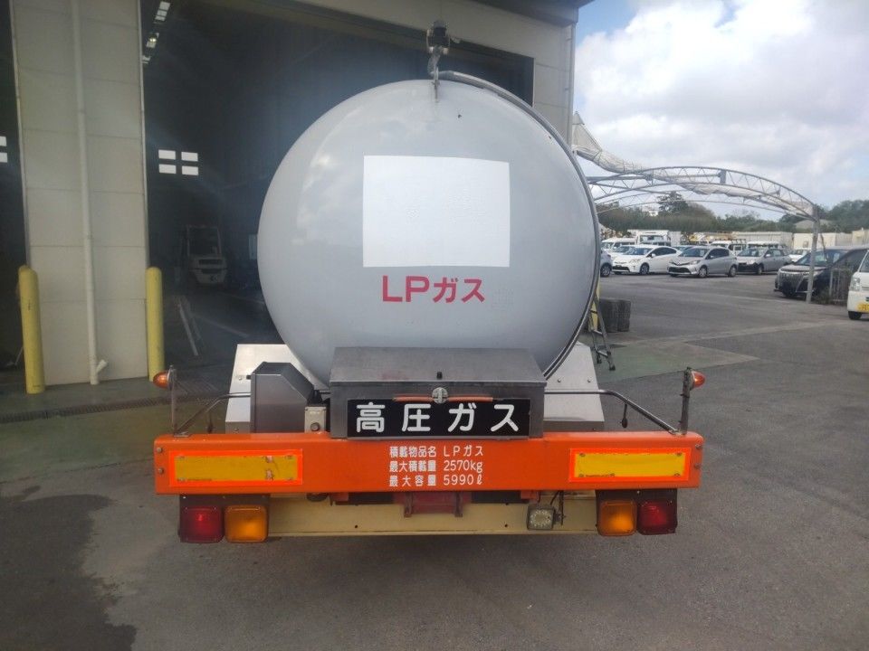 2006 Isuzu Forward auction photo 25